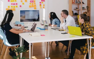 organiser les pôles par les flux